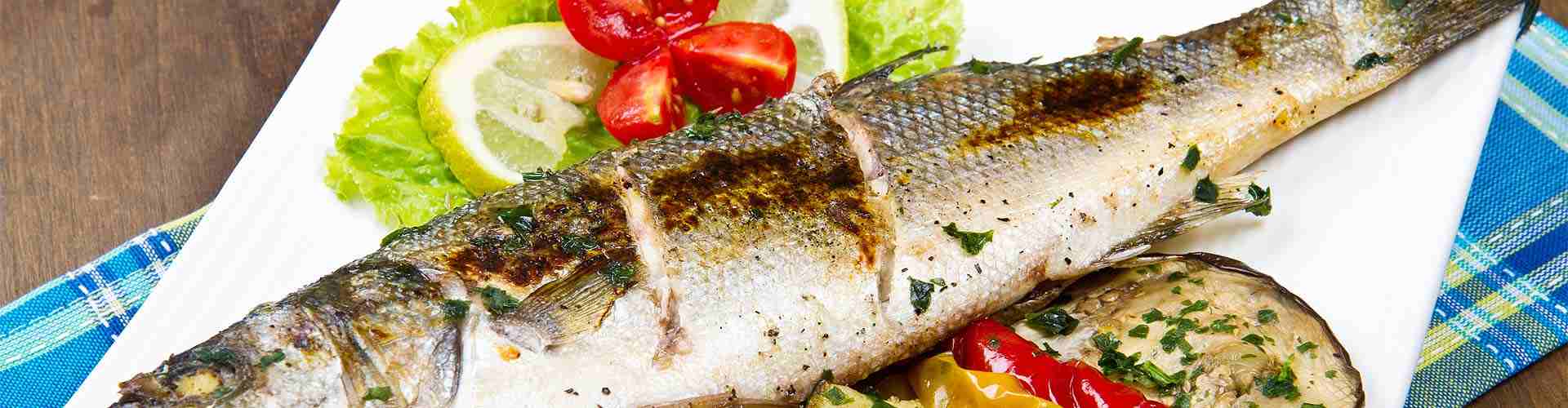 ¿Dónde comer pescado en Narros de Saldueña?